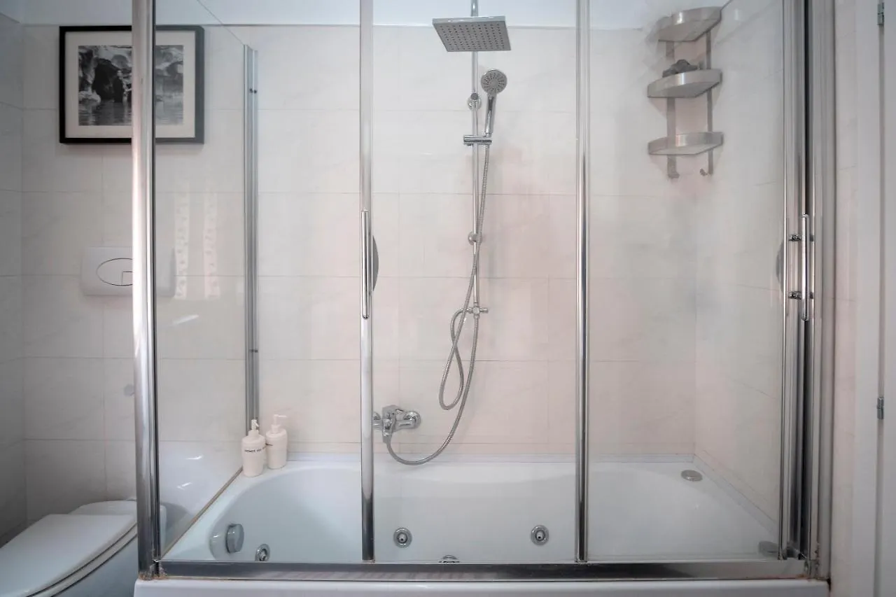 Civico 8 B&B - Appartamento Parma Bed & Breakfast
