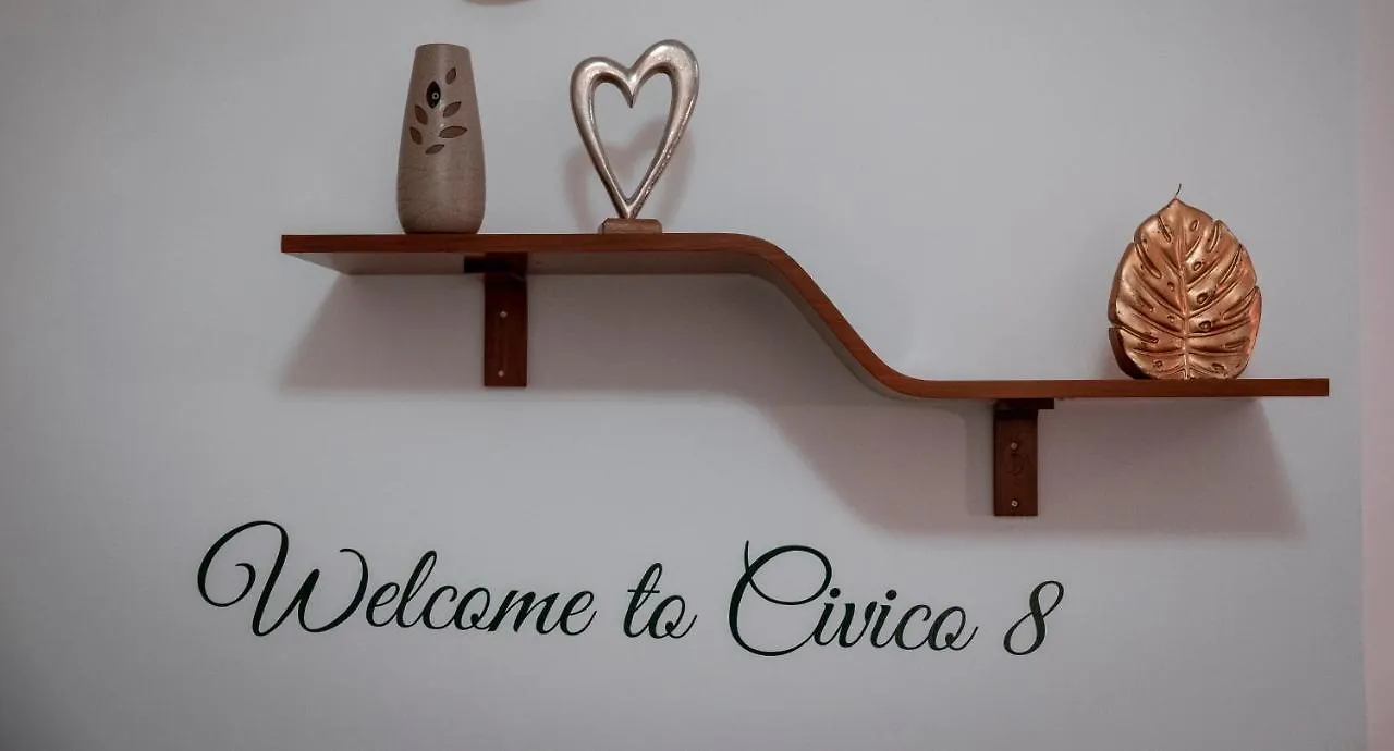 Bed & Breakfast Civico 8 B&B - Appartamento Parma